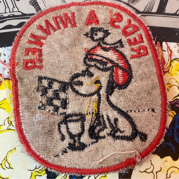 Vintage Snoopy Woodstock Reds a Winner Cheesecloth Backed Patch - Picture 9 of 10